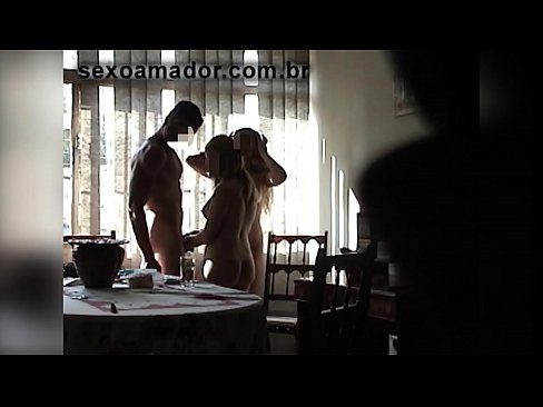 ❤️ Teman seks mengundang pria raksasa dan threesome bersamanya ❤ Porn keras pada kami ️